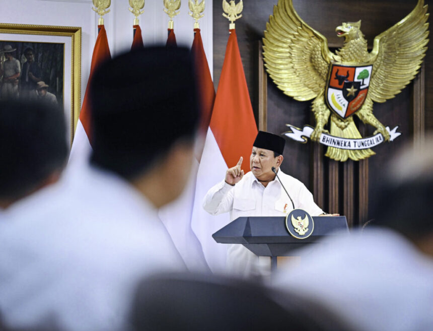 evaluasi semester pertama, presiden prabowo puji kinerja jajaran dan stabilitas ekonomi nasional