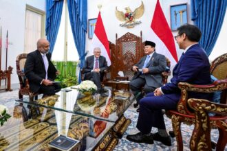 president prabowo meets with bill gates at merdeka palace