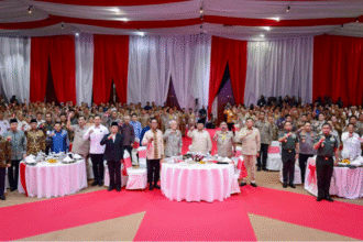 president prabowo subianto urges unity, continued service at halal bihalal with armed forces and police retirees