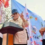 presiden prabowo tegaskan komitmen pemerintah untuk kesejahteraan pekerja dalam peringatan hari buruh di monas