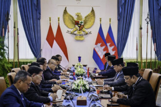 president prabowo welcomes cambodian senate president, highlights regional peace and cooperation