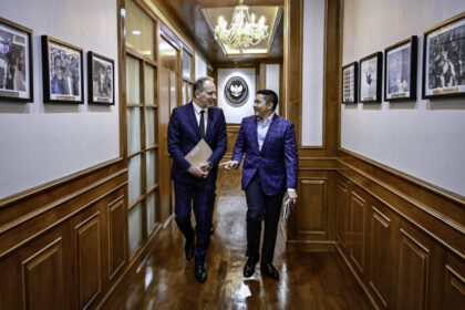 lawatan ke indonesia, presiden prabowo akan terima kunjungan kenegaraan presiden macron