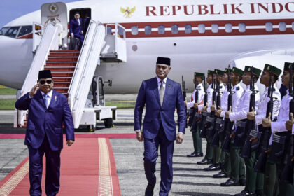 presiden prabowo tiba di brunei darussalam untuk kunjungan kenegaraan