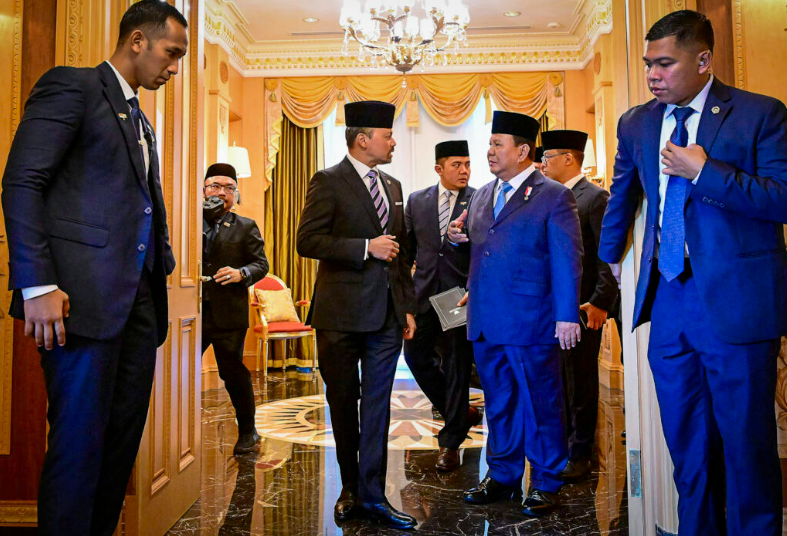 president prabowo welcomed by brunei’s crown prince