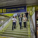 seskab dan menhub tinjau kesiapan stasiun gambir hadapi arus mudik lebaran