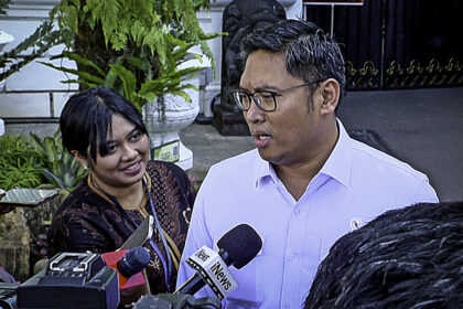 hadapi krisis pangan global, pemerintah pastikan produksi beras nasional surplus