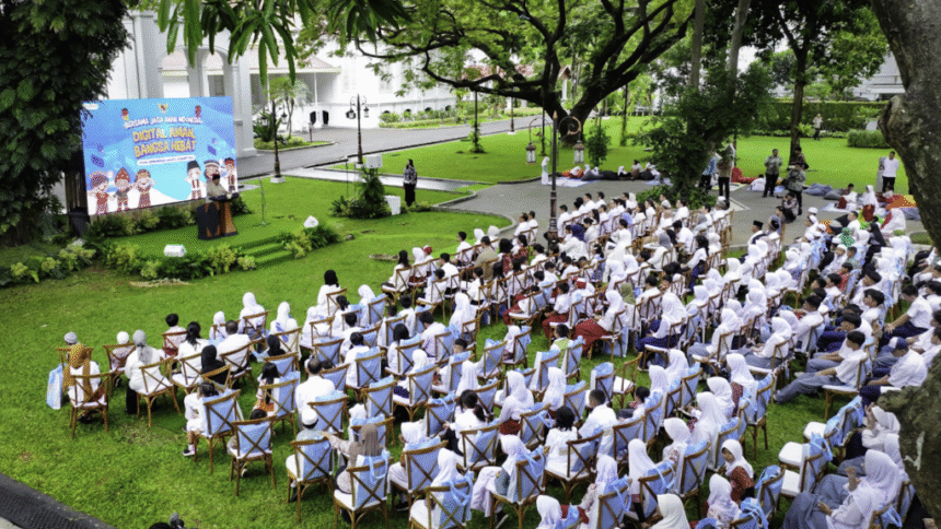 president prabowo issues government regulation on child protection: commitment to protect children from digital threats
