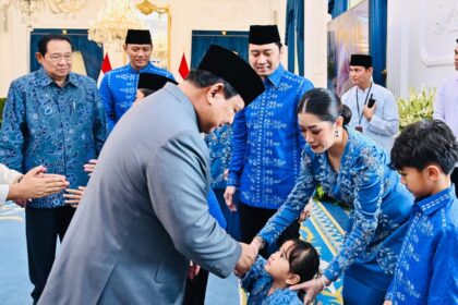 silaturahmi idulfitri 1446 h, presiden prabowo gelar griya bersama para tokoh dan pejabat negara di istana