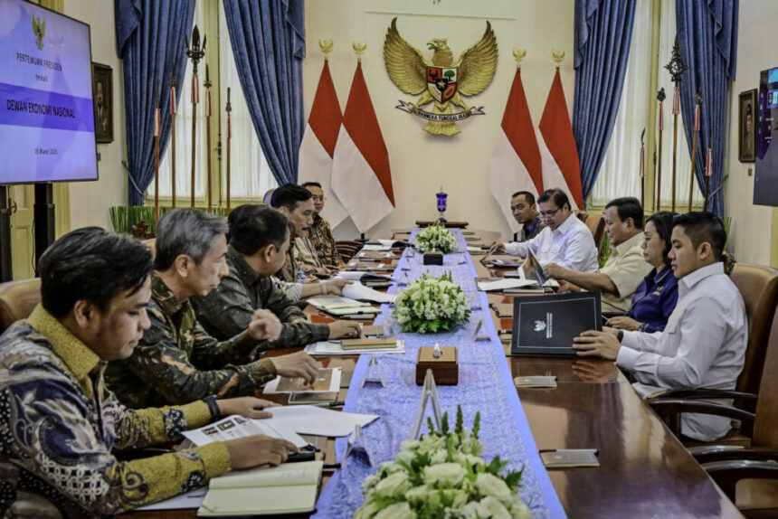 presiden prabowo instruksikan deregulasi untuk tingkatkan daya saing industri padat karya