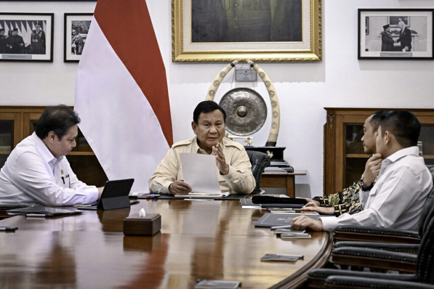 panggil menko airlangga, presiden prabowo bahas perkembangan ekonomi nasional