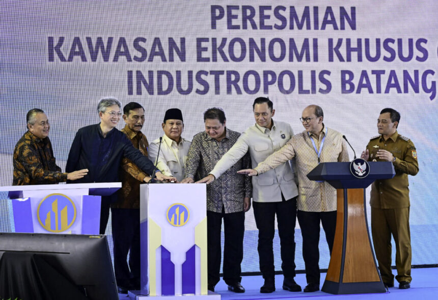 presiden prabowo resmikan kek industropolis batang, wujudkan industrialisasi dan hilirisasi untuk bangun ekonomi nasional