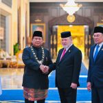 presiden prabowo subianto dianugerahi tanda kehormatan darjah kerabat johor di malaysia