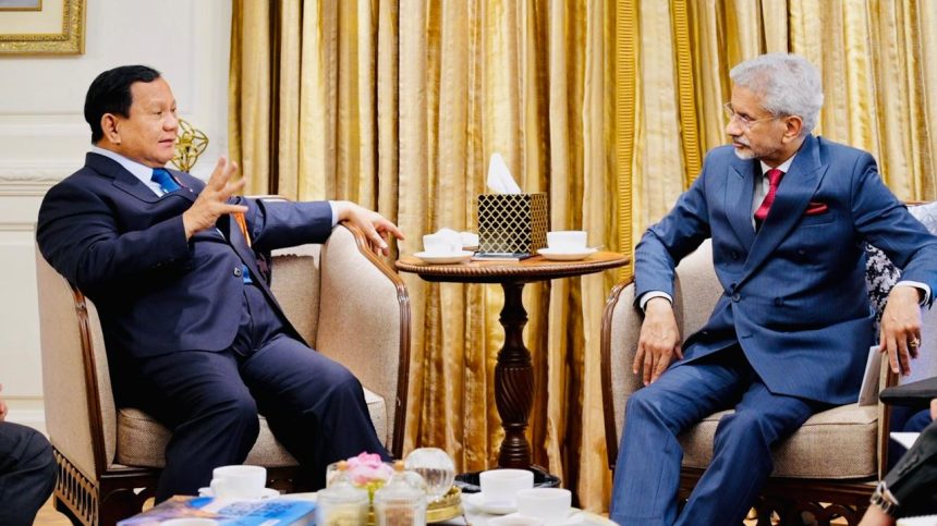 presiden prabowo subianto terima kunjungan kehormatan menteri luar negeri india di new delhi