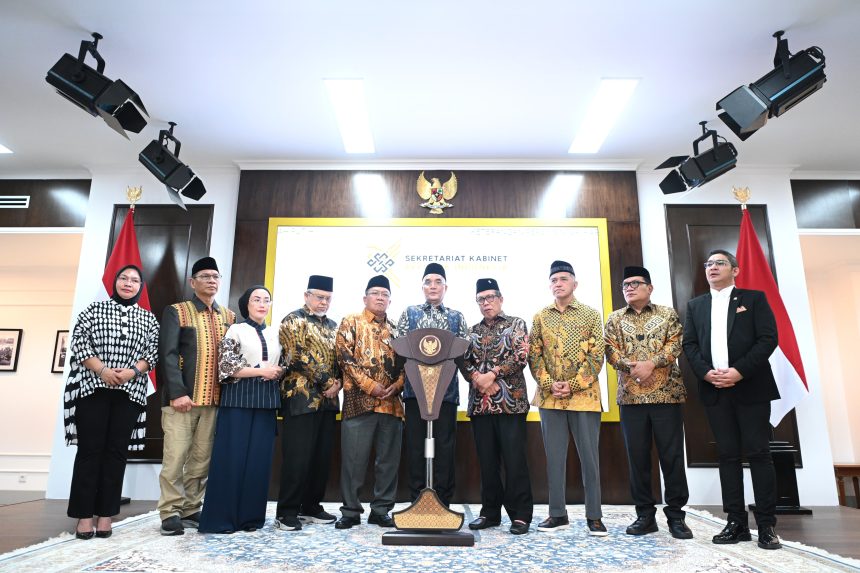 pertemuan presiden prabowo dan panja haji: biaya haji turun, pengawasan diperketat