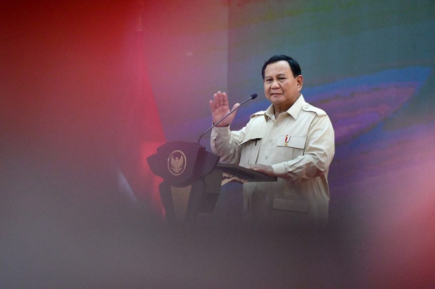 presiden prabowo: polri harus makin profesional dan berbakti kepada bangsa