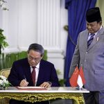 presiden prabowo dan premier li qiang tegaskan komitmen perkuat kemitraan strategis indonesia–tiongkok