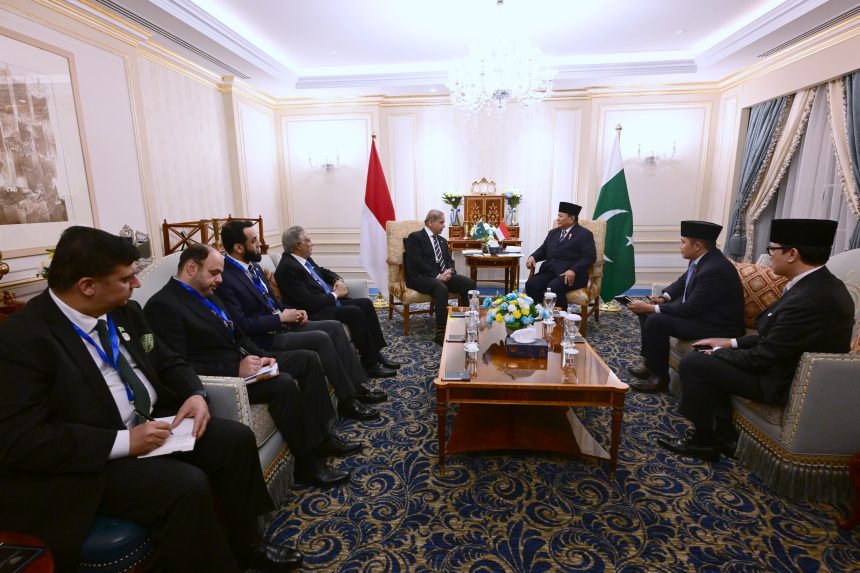 bertemu pm pakistan, presiden prabowo bahas peningkatan kerja sama ekonomi dan perdagangan