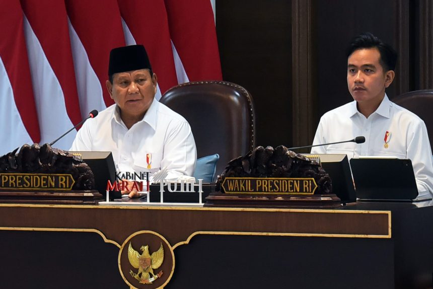 presiden prabowo pimpin sidang kabinet paripurna, apresiasi soliditas kabinet merah putih