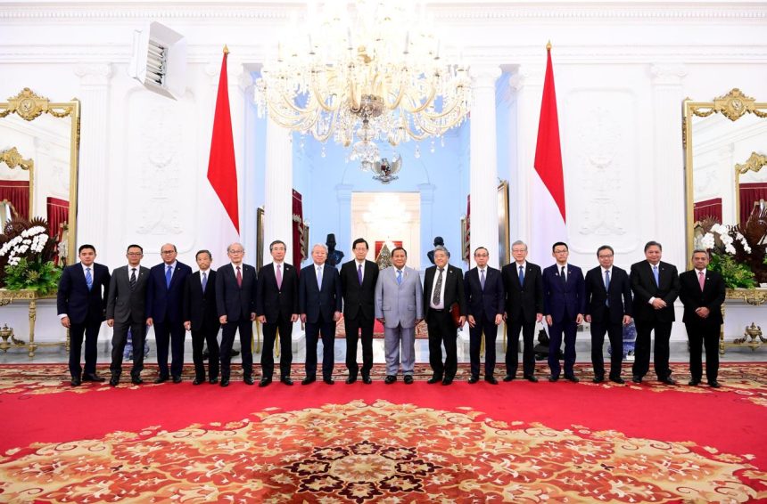 pesiden prabowo terima delegasi japan-indonesia association di istana merdeka