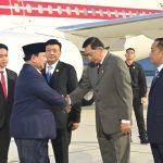 usai lawatan ke enam negara, presiden prabowo tiba di tanah air
