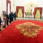 presiden prabowo terima surat kepercayaan dari tujuh duta besar negara sahabat di istana merdeka
