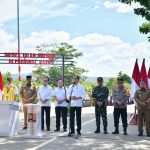 resmikan inpres jalan daerah, presiden jokowi harapkan peningkatan distribusi logistik di aceh