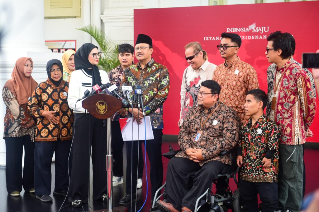 bertemu presiden jokowi, ketua ppdi dorong implementasi uu penyandang disabilitas 18 bertemu presiden jokowi, ketua ppdi dorong implementasi uu penyandang disabilitas