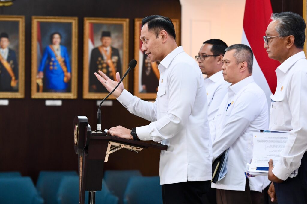 antisipasi lonjakan 110 juta pemudik, pemerintah siapkan strategi nataru 18 antisipasi lonjakan 110 juta pemudik, pemerintah siapkan strategi nataru