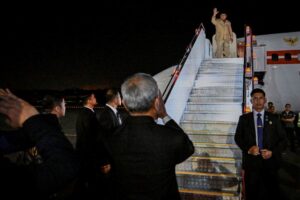 president prabowo departs singapore, prepares for strategic visit to russia 18 president prabowo departs singapore, prepares for strategic visit to russia