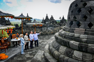 president macron praises borobudur temple: testament to human excellence and global inspiration 18 president macron praises borobudur temple: testament to human excellence and global inspiration