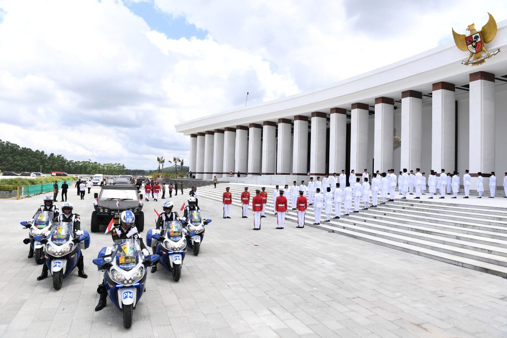 kirab sang merah putih dan teks proklamasi dari istana negara ikn ke monas 18 kirab sang merah putih dan teks proklamasi dari istana negara ikn ke monas