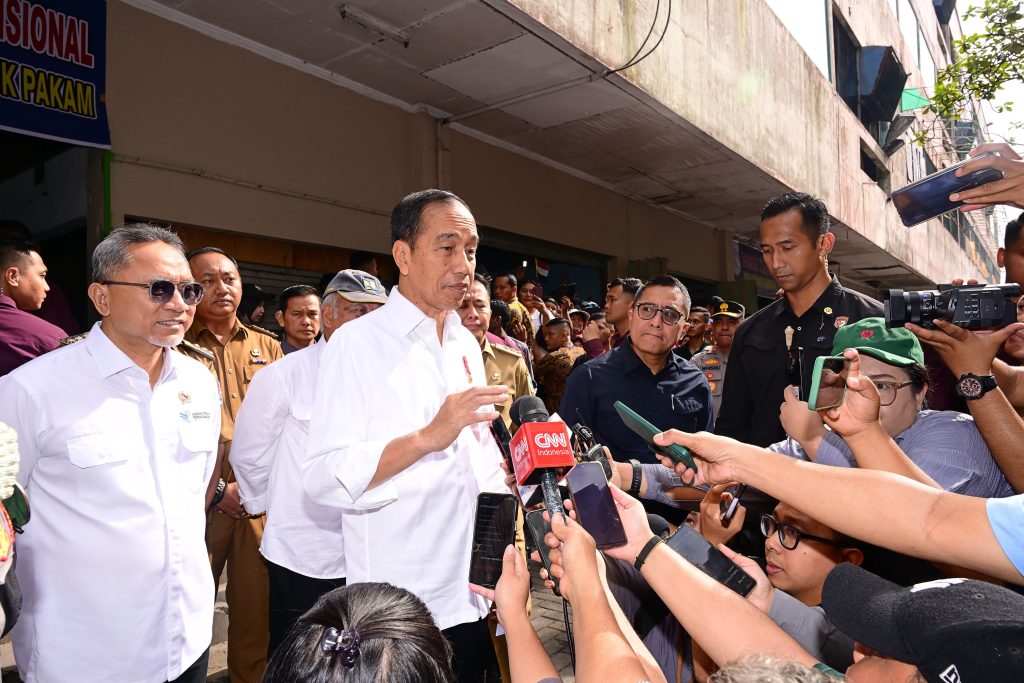 tanggapi rencana berkantor di ikn, presiden jokowi: saya muter ke semua daerah 18 tanggapi rencana berkantor di ikn, presiden jokowi: saya muter ke semua daerah