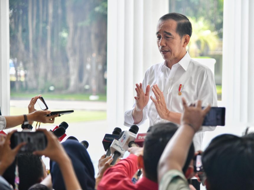 presiden jokowi apresiasi proses pembebasan pilot susi air berlangsung baik