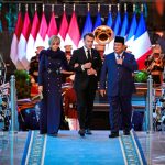 president prabowo hosts state banquet for french president macron at state palace