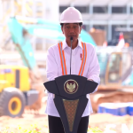presiden jokowi: hilirisasi bauksit, langkah menuju indonesia sebagai negara industri