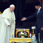 presiden terima kunjungan paus fransiskus di istana merdeka, jakarta