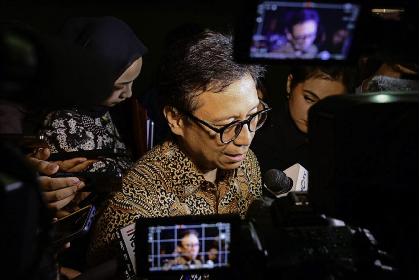 presiden prabowo terima laporan menkes terkait covid-19 dan capaian program kesehatan