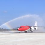 presiden jokowi lakukan pendaratan perdana di bandara nusantara