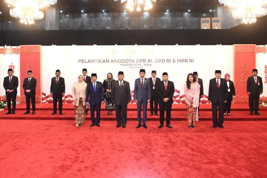 president jokowi attends inauguration of  house members 2024-2029