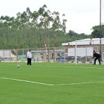 tinjau pusat pelatihan pssi di ikn, presiden: september akan dipakai
