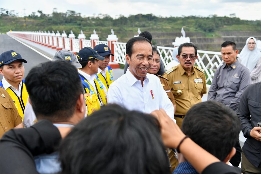rencana kunjungan paus fransiskus ke indonesia, presiden jokowi: perdamaian jadi isu utama