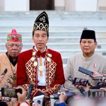 presiden jokowi bersyukur rangkaian upacara hut ke-79 ri di ikn berjalan lancar dan khidmat