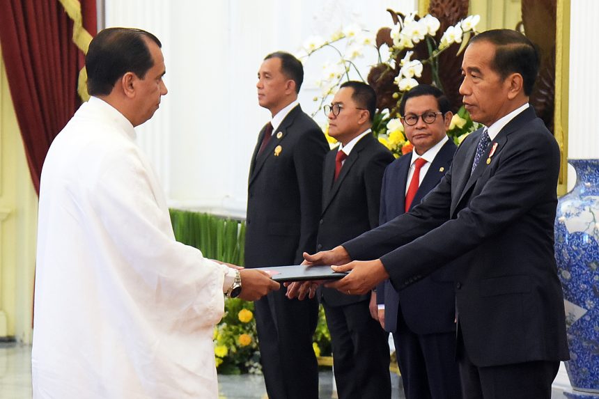 presiden terima surat kepercayaan 10 dubes negara sahabat