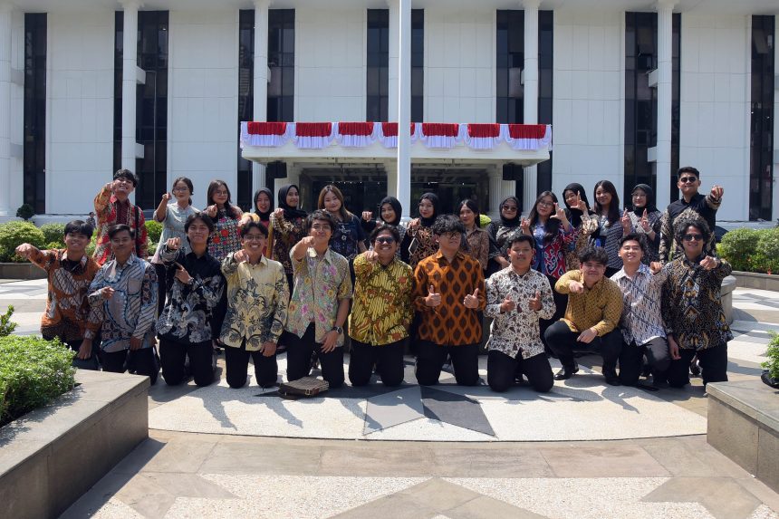 sekretariat kabinet menerima kunjungan mahasiswa feb universitas brawijaya