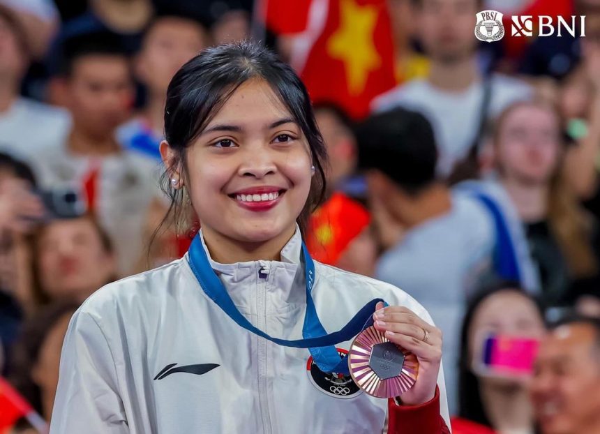 pebulutangkis gregoria mariska persembahkan medali pertama bagi indonesia di olimpiade 2024 paris
