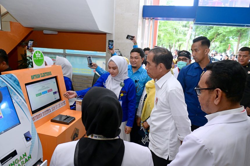 presiden jokowi tinjau rsud prof. dr. h. m. anwar makkatutu bantaeng