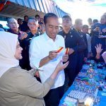 hari kedua di sulsel, presiden dan ibu iriana kunjungi pasar cekkeng bulukumba