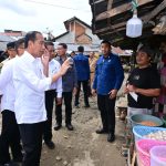 presiden dan ibu iriana cek harga bahan pokok di pasar sentral palakka