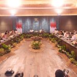 presiden jokowi pimpin sidang kabinet perdana di ikn, bahas strategi pertumbuhan ekonomi