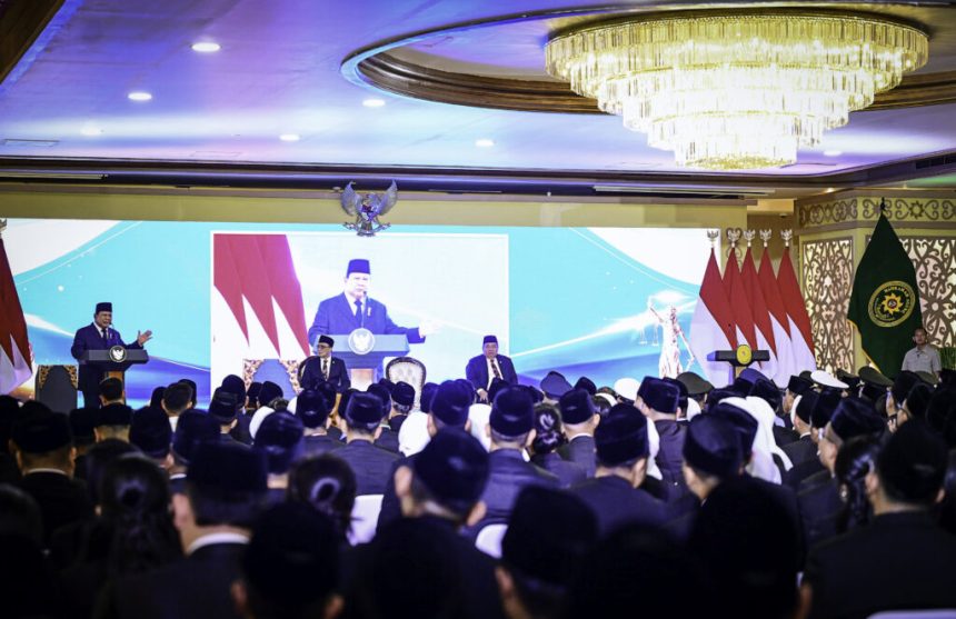 presiden prabowo umumkan kenaikan gaji hakim 280 persen